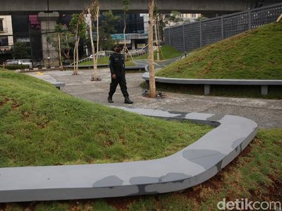 Taman Maju Bersama di Panglima Polim Asri Banget