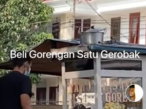 TikToker Ini Tawar Makanan Jadi Mahal, Kue Cubit Rp 100 Ribu dan Kelapa Muda Rp 200 Ribu TikToker Ini Tawar Makanan Jadi Mahal, Kue Cubit Rp 100 Ribu dan Kelapa Muda Rp 200 Ribu