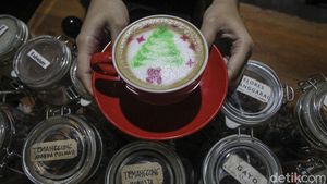 Yuk, Cobain Cappuccino Spesial Bergambar Tema Natal