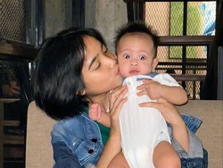 Viral Aksi Fuji Tolak Pemberian Tas Dior Ria Ricis, Alasannya Banjir Pujian