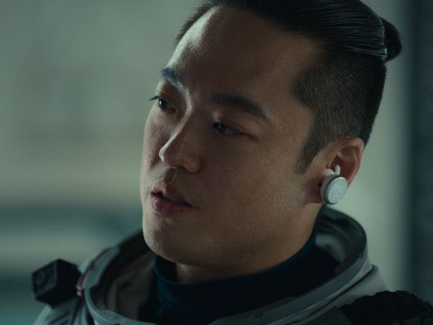 Jung Soon-won sebagai Soo-chan dalam The Silent Sea. Jung Soon-won sebagai Soo-chan dalam The Silent Sea.
