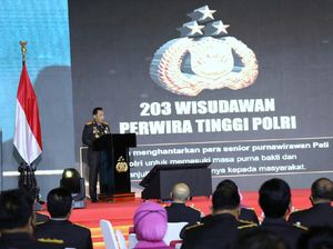 Di Depan Wisudawan Pati, Kapolri Bertekad Wujudkan Polri Dicintai Masyarakat