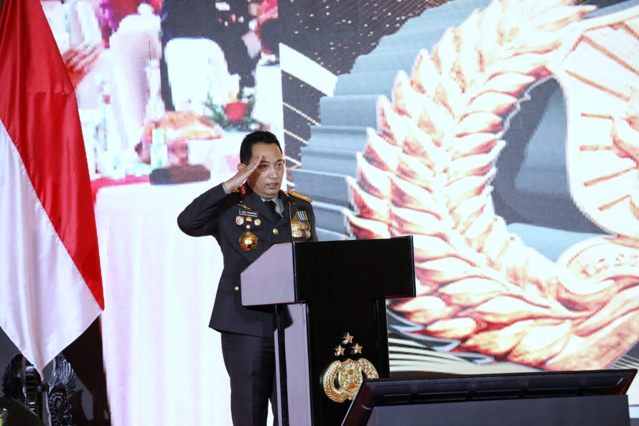 Kapolri Jenderal Listyo Sigit menghadiri acara pembinaan tradisi pra-pengakhiran dinas Pati Polri tahun 2021