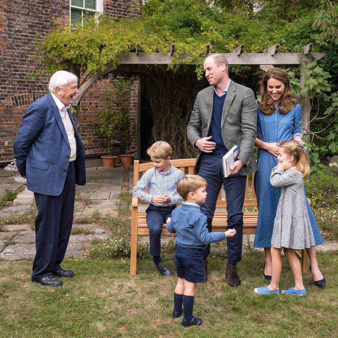 Pangeran William dan Kate Middleton bersama ketiga anaknya