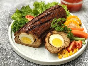 Resep Pembaca: Resep Yule Log Daging yang Gurih Enak untuk Sajian Natal Resep Pembaca: Resep Yule Log Daging yang Gurih Enak untuk Sajian Natal