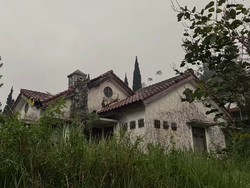 Bukan Cuma Jadi Angker, Ini Dampak Rumah Kosong Lama Tak Dihuni