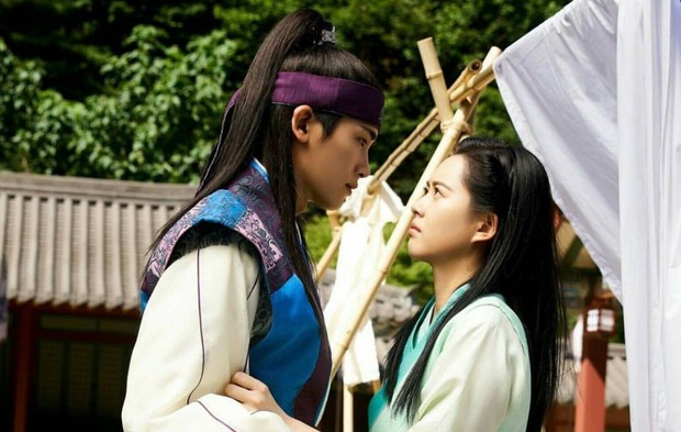 Scene drama Hwarang antara Park Hyung Sik dan Go Ara