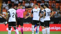 Di tempat ketiga ada Valencia dengan 175 kartu merah (Getty Images)