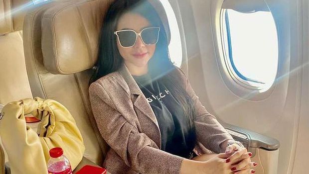 7 Potret Tisya Erni yang Terseret Kasus Prostitusi Selebgram TE