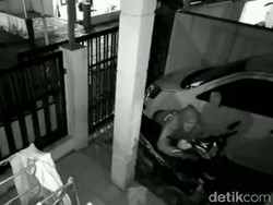Aksi Pencurian Motor di Probolinggo Terekam CCTV