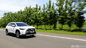 Menjajal Ketangguhan Corolla Cross Hybrid Jakarta-Lombok