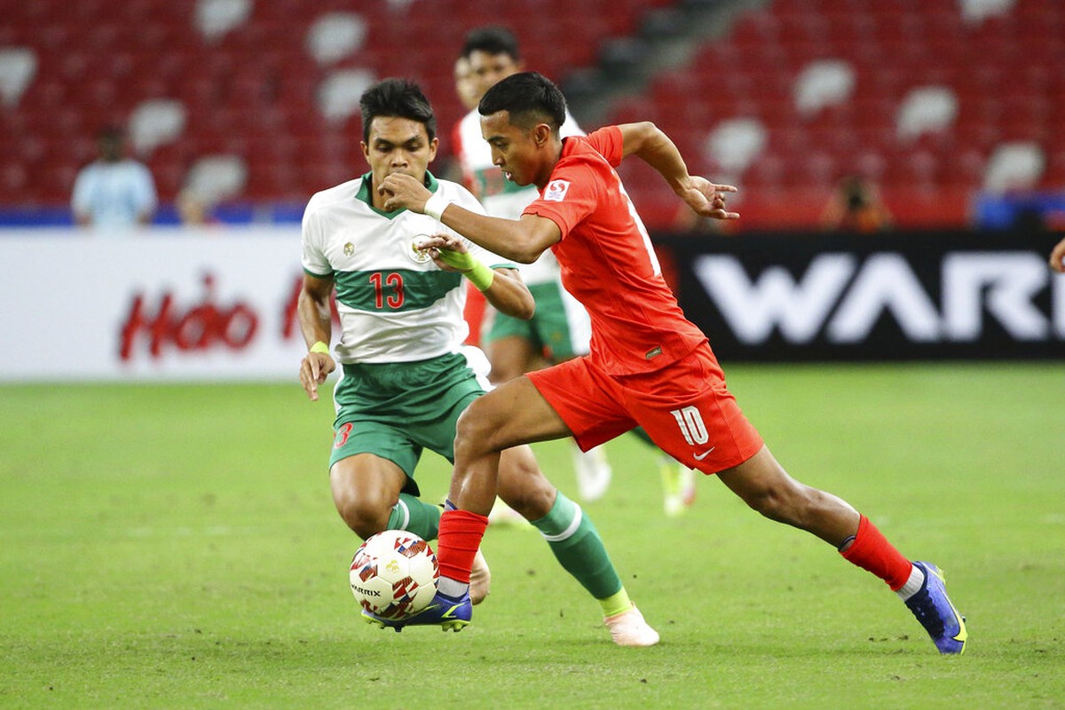 Faris Ramli, winger Singapura (AP/Suhaimi Abdullah)