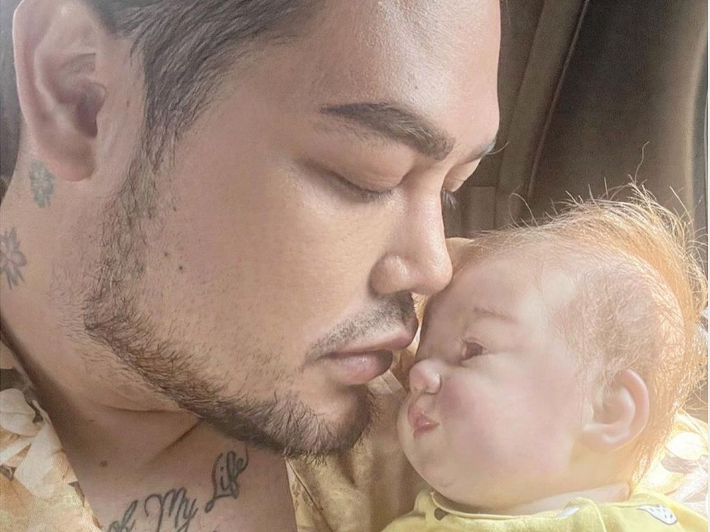 Ivan Gunawan Hibahkan Anak, Zikri Daulay Ciuman dengan Ayu Aulia