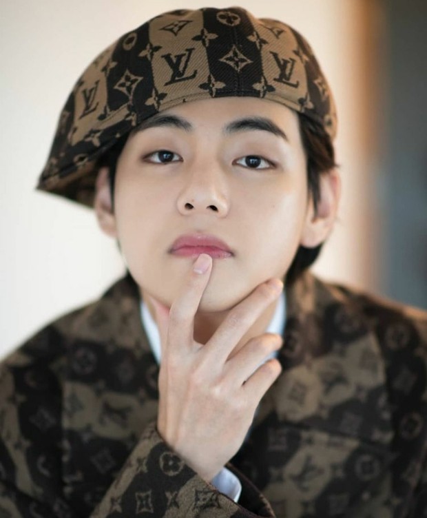 Kepribadian V BTS terbaru