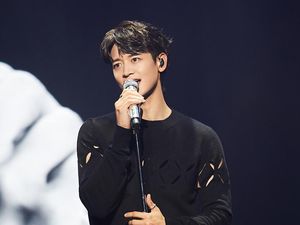 Minho SHINee Bakal Debut Solo Setelah 14 Tahun Berkarier Minho SHINee Bakal Debut Solo Setelah 14 Tahun Berkarier