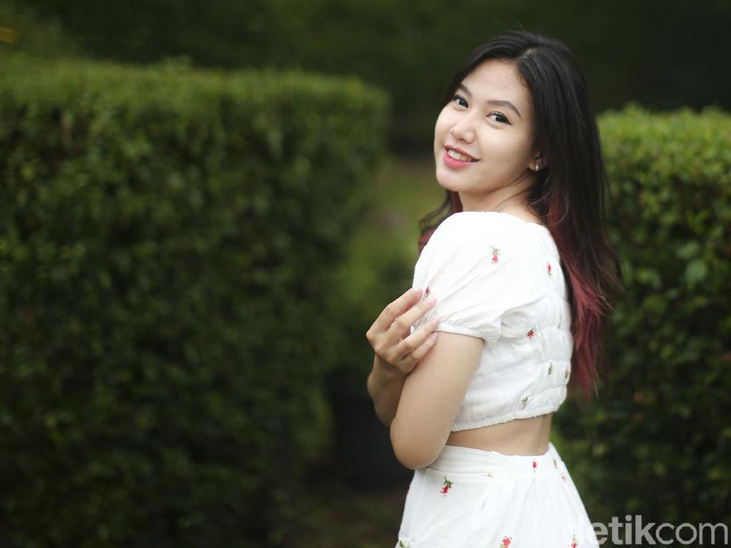 Cosplayer Pr Pitaloka Buka-bukaan, Gaji Sebulan Rp 30 Juta Bikin Netizen Curiga Cosplayer Pr Pitaloka Buka-bukaan, Gaji Sebulan Rp 30 Juta Bikin Netizen Curiga