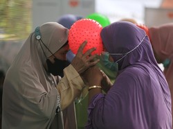 15 Lomba 17 Agustus untuk Ibu-ibu yang Seru dan Bikin Ketawa