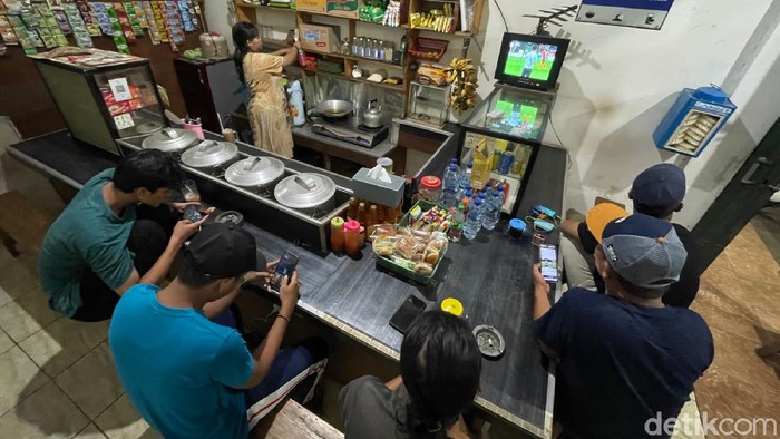 Sukses lolos ke semifinal Piala AFF 2020 membuat animo masyarakat makin kuat untuk menyaksikan pertandingan melawan Siangpura.