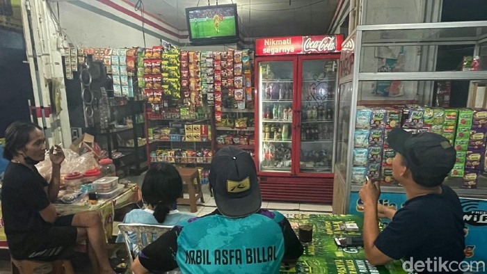 Seperti Ini Animo Masyarakat Nobar Timnas Sukses lolos ke semifinal Piala AFF 2020 membuat animo masyarakat makin kuat untuk menyaksikan pertandingan melawan Siangpura.