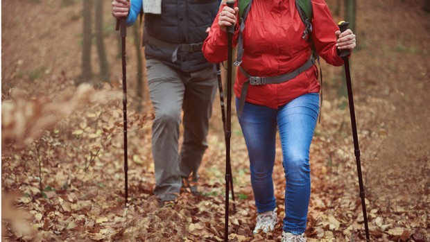 Tips mendaki gunung bagi para pemula/freepik/gpointstudio Memilih gunung yang bisa dijangkau sebagai persiapan pendaki pemula.