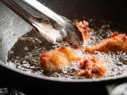 5 Makanan yang Sebaiknya Tak Dikonsumsi saat Terpapar Omicron