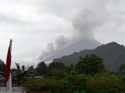 Gunung Merapi 3 Kali Muntahkan Awan Panas, Terjauh Capai 2,5 Km