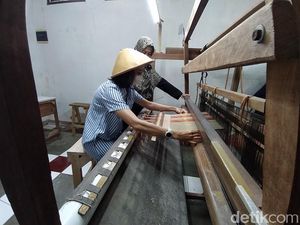 Foto: Asyiknya Belajar Menenun di Rumah Tenun Magelang Foto: Asyiknya Belajar Menenun di Rumah Tenun Magelang