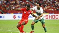 PR keempat adalah pergantian pemain yang harus lebih jitu. Shin Tae-yong sempat memasukkan Ezra Walian di awal babak kedua, namun Ezra ditarik lagi pada menit ke-79 oleh Hanis Sagara (AP/Suhaimi Abdullah)