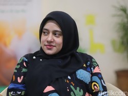 Anak dan Suami Positif, Fairuz: Salah yang Bilang Omicron Kayak Flu Biasa!