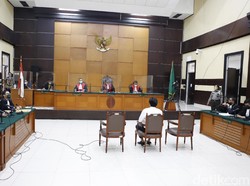 Gaga Muhammad Tak Lagi Rawat Laura Anna karena Dituntut Ganti Rugi Rp 12 M