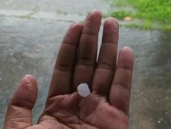 Hujan Es di Malang Disebabkan Awan CB