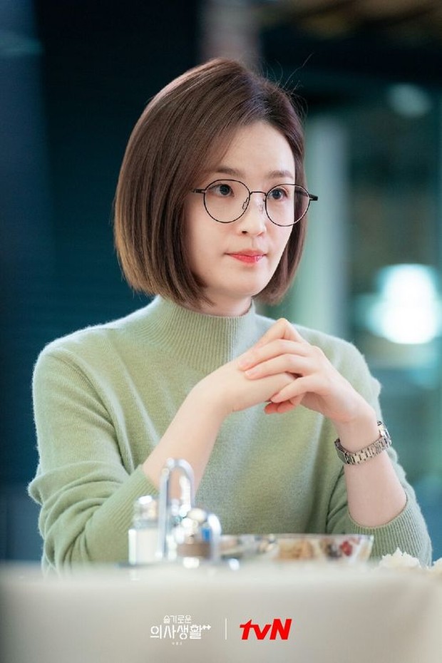 Jeon Mi Do/Hospital Playlist Still Cut Jeon Mi Do