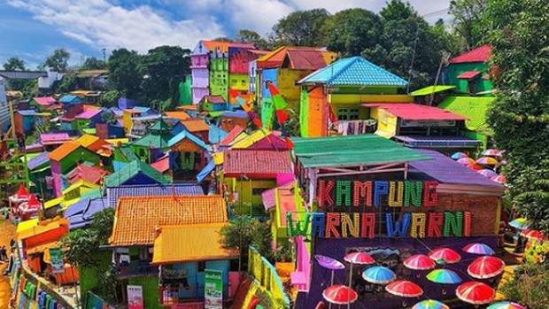 Kampung Warna Warni Jodipan/Foto: Pinterest/Angelito