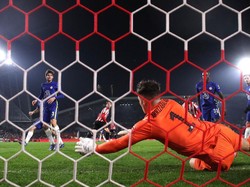 Cieee, Kepa... Dipuji Tuchel nih!