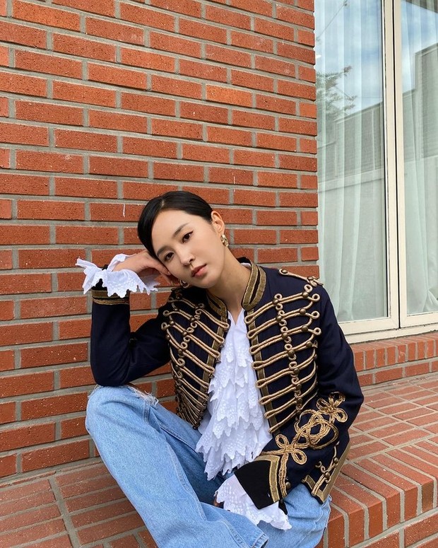 Kwon Yu Ri/Official Instagram Kwon Yuri @Yulyulk Kwon Yu Ri