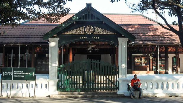 YOGYAKARTA, INDONESIA - MAY 05, 2019: Gede Mataram Mosque Kotagede is a mosque that is considered to exist in Yogyakarta. This mosque was built in 1587 AD by Panembahan Senopati Sutowijaya.