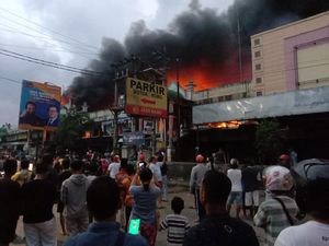 Kebakaran Pasar Kroya, Bupati Cilacap: 300 Kios Terbakar