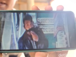 Curi Duit Kotak Amal, Pria di Sukabumi Pamer Wajah ke Kamera CCTV