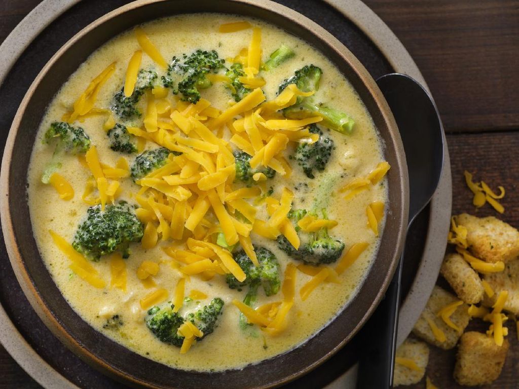 Resep Sup Krim Brokoli Keju yang Segar dan Super Lembut