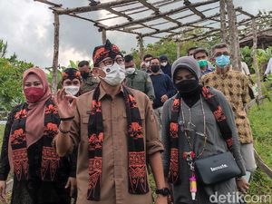 Sandiaga Pede Ekonomi dan Pariwisata Pandeglang Bangkit dengan Jalan Tol