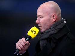 Kelompok Anti-Vaksin Geruduk Rumah Alan Shearer, eh Salah Alamat