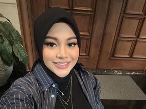 Yang Pakai Sticker Hadiah Minggir, Sticker Koper Aurel Hermansyah Rp 1,2 Juta