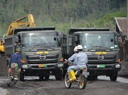 Yonzipur 10 & 5 Kostrad Dikerahkan buat Bantu Warga Terdampak Semeru
