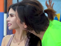 Billy Syahputra Menang Banyak! Cium Kening, Pipi dan Peluk Maria Vania