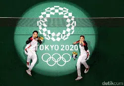 Bulutangkis-Angkat Besi Indonesia yang Jadi Sorotan Dunia