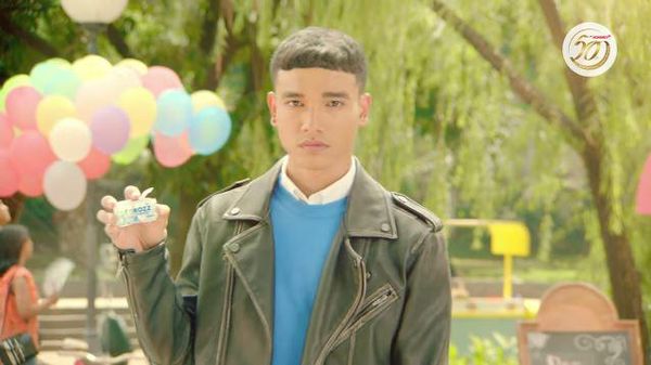 8 Pesona Fadly Faisal, Adik Bibi Ardiansyah saat Jadi Model Iklan