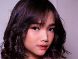 Pemotretan Fuji Curi Atensi, Penampilannya Disebut Netizen Mirip Artis Korea Pemotretan Fuji Curi Atensi, Penampilannya Disebut Netizen Mirip Artis Korea