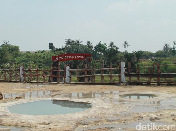 Potret Jacuzzi Alam ala Gunung Peyek Bogor