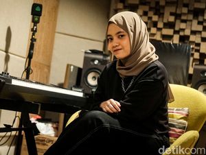Hanin Dhiya dan Kolaborasinya Bersama Ahmad Dhani Hanin Dhiya dan Kolaborasinya Bersama Ahmad Dhani