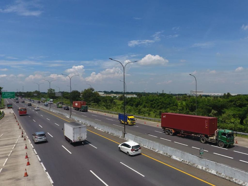 489.654 Kendaraan Tinggalkan Jakarta Via GT Bandara Soetta Kemarin